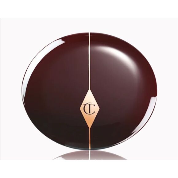 Charlotte Tilbury Cheek to Chic Blush - Walk of No Shame - Picture 3 of 8